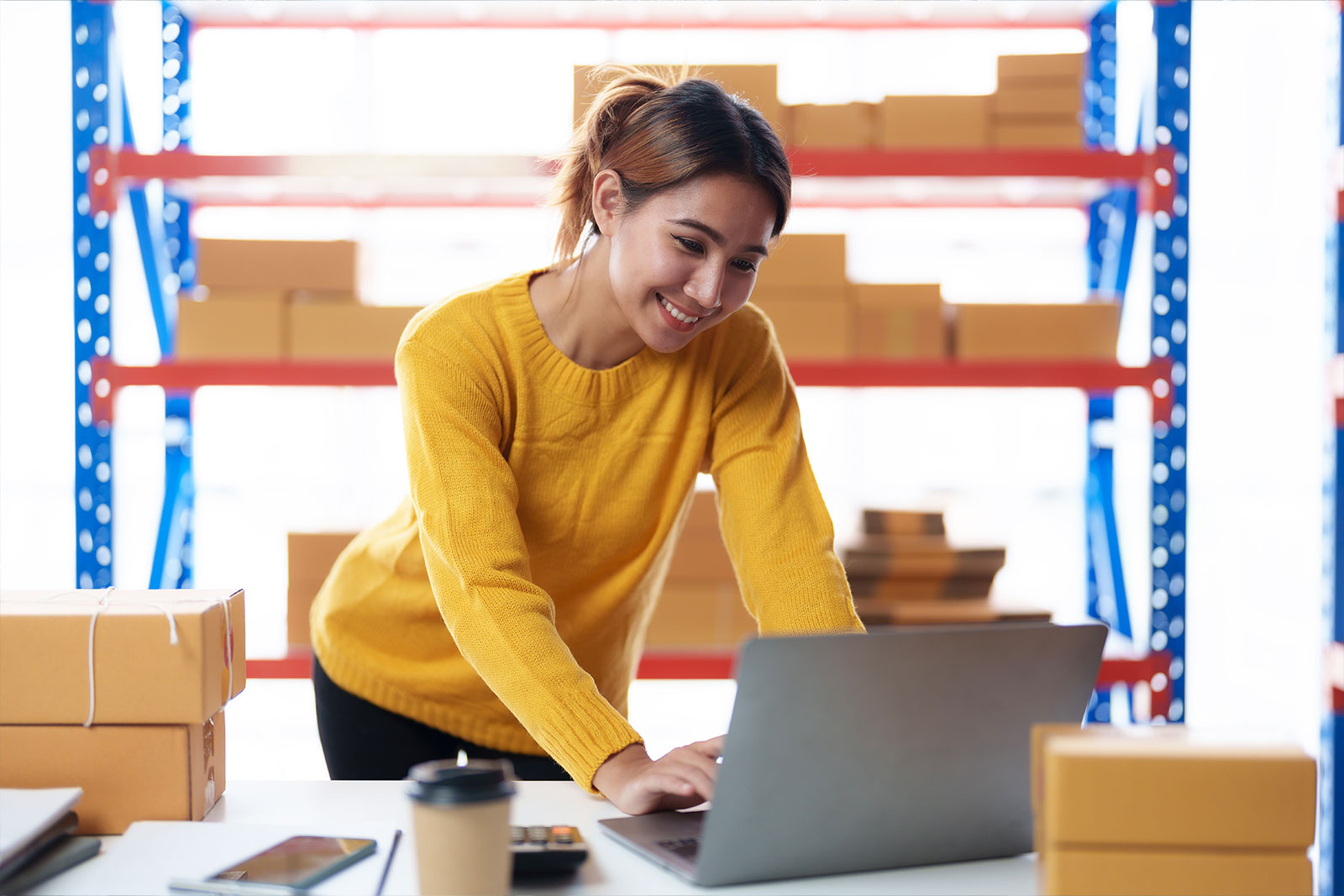 E-Commerce Logistik und Pakettransport für Onlinehandel in Hamm